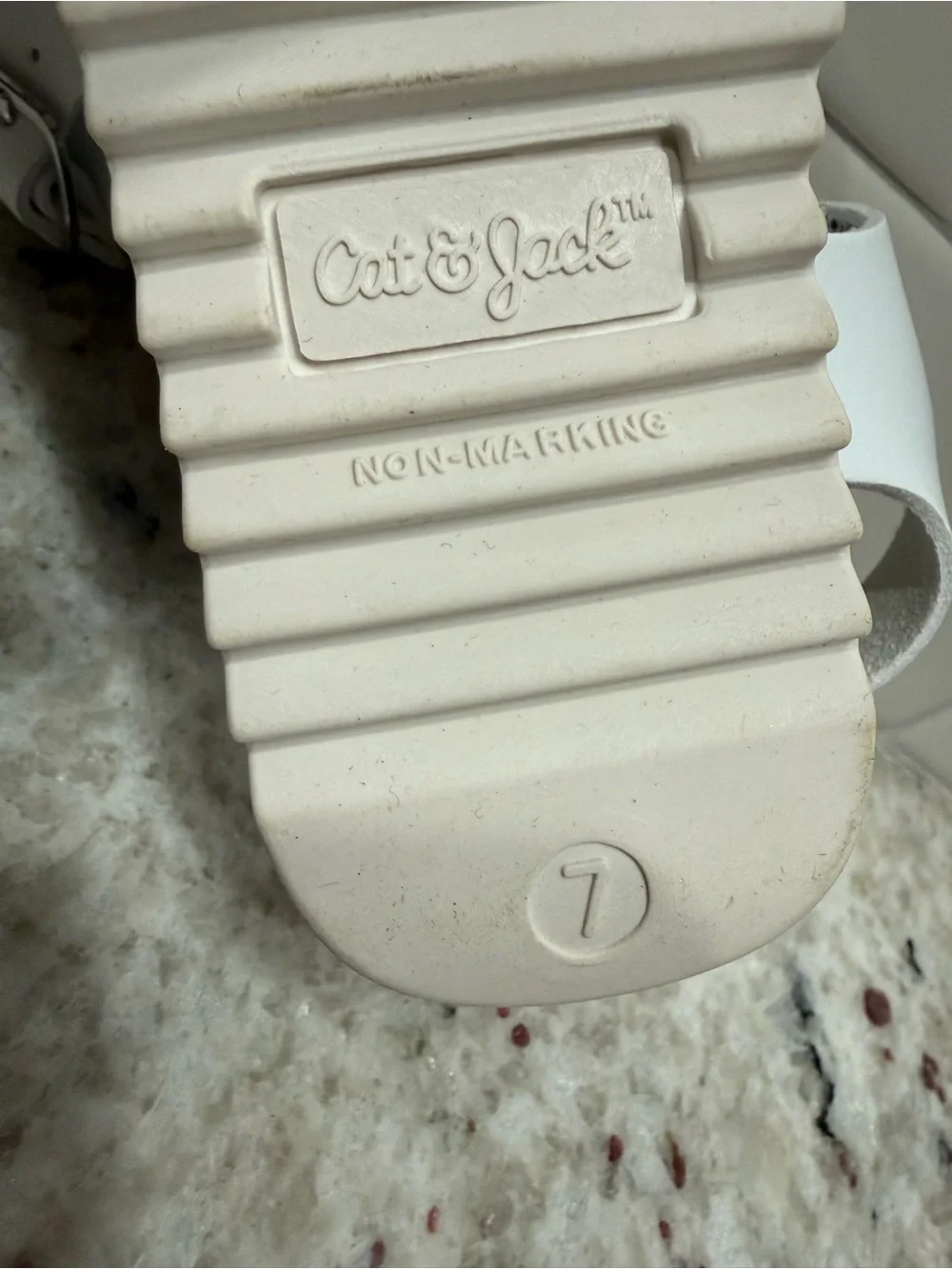 3/$15* Cat & Jack White Buckle Strap Sandals “Sharon” Size 7